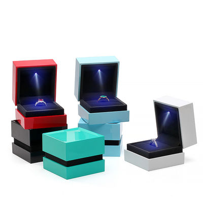 comprare Hanhong Square Spray Paint Multicolor Jewelry Box con stampa a schermo di luce e seta online manufacture