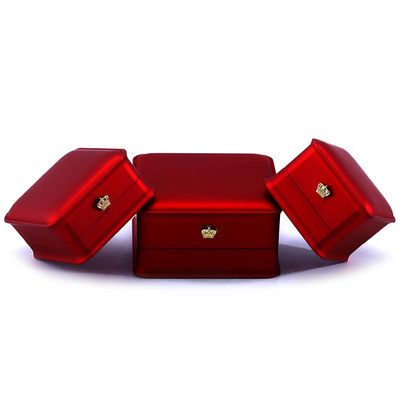 Pacchetto gioielli Hanhong Custom Luxury Crown LED Box per braccialetti collane e anelli