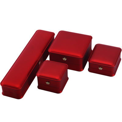 Pacchetto gioielli Hanhong Custom Luxury Crown LED Box per braccialetti collane e anelli