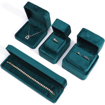Wholesale Manufacturing Luxury Jewelry Box packaging Personalized Custom logo high end Collare verde scuro Bracciale Orecchini Anello Packaging Velvet Jewelry Box