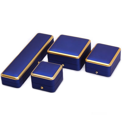 Collare quadrato personalizzato e anello Light Blue LED gioielleria con lusso elegante stile