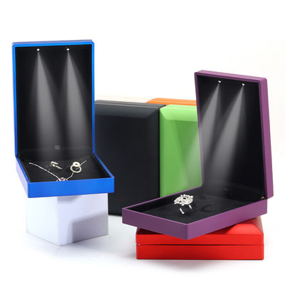 Hanhong Custom Logo Spray Paint Jewelry Packaging Box per orecchini Colletto Anello LED Set