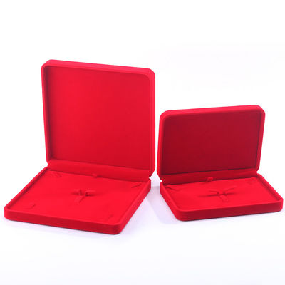 Cina Produzione all'ingrosso Lusso velluto rosso Scatola per imballaggio gioielli Gioielli personalizzati di alta gamma Collana Bracciale Orecchini Anello Scatola per gioielli imballaggio con logo