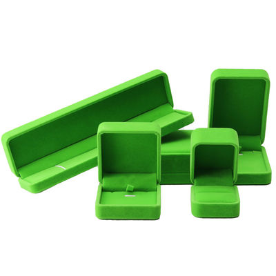 Cina Produzione all'ingrosso di fascia alta Manifattura Collare Ring Box Gioielli Packaging Logo personalizzato Luxury Square Suede Velvet verde chiaro Gioielli Box