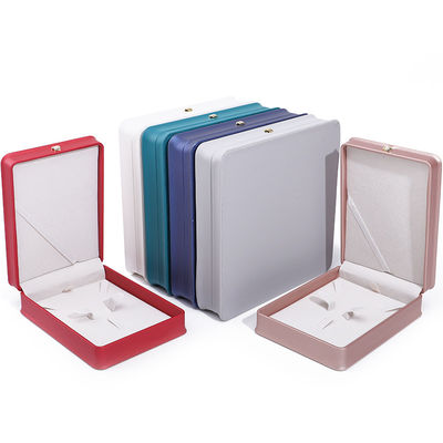 Rectangle Handmade Hanhong Custom Logo Box Crown Design Luxurious PU Leather Box Collare Ring Gioielli Box