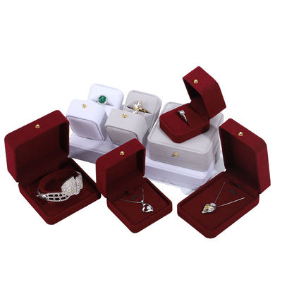 9*9*3.5cm Gioielli confezionati in velluto Perfetto per collare bracciale orecchini anello