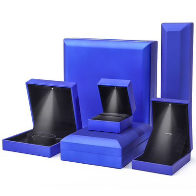 comprare Logo personalizzato Casella di gioielli a LED blu per bracciale e orecchini per collane online manufacture