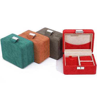 Scatola di gioielli in velluto a logo personalizzato fatta a mano per collare e anello da viaggio