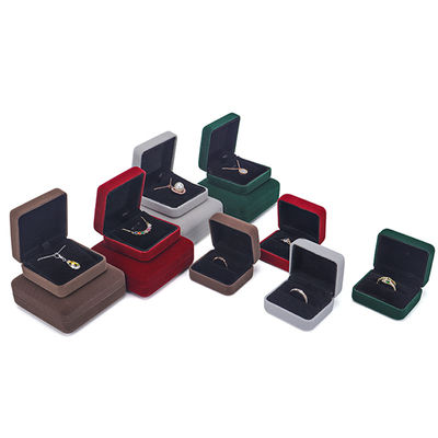 Hanhong Luxury Embossed LED Velvet Brown Jewelry Packaging Box Custom Ring Box con luce