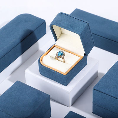 Scatola di imballaggio per gioielli in pelle blu in microfibra per orecchini per anelli Hanhong 7*7*5cm
