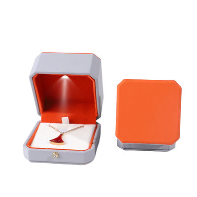 Pacchetto di gioielli di lusso Hanhong Custom Gray Leather Box per anelli e ciondoli