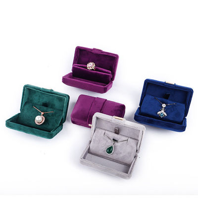 Logo personalizzato Luxury Purple Velvet Jewelry Box per orecchini Bracelet Necklace Ring