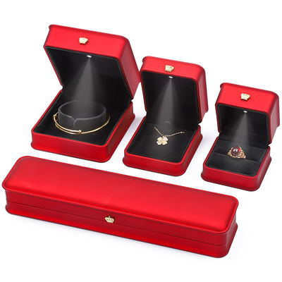 comprare LED luce rosso colore gioielli scatola set, gioielli confezionamento scatola con logo personalizzato online manufacture