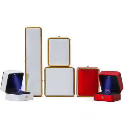 Organizzatore per gioielli a LED con guarnizione d'oro personalizzato per bracciale, collane, orecchini e anelli