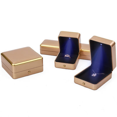 Logo personalizzato Light Gold LED Gioielleria Scatola Per Braccialetto Colletto Orecchini Anello Imballaggio