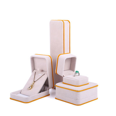 Scatola di imballaggio per gioielli in velluto a colori di albicocca personalizzata per doppio strato e dimensione 6 * 5.5 * 5 cm