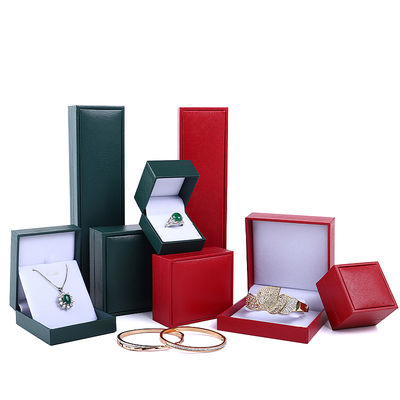 Confezione di gioielli per bracciale per anelli per collane