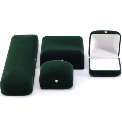 Prodotto all'ingrosso Gioielli di lusso fatti a mano Confezione in scatola Logo personalizzato personalizzato Alto livello Colletto verde scuro Bracciale orecchini Anello Confezione Casella di gioielli di velluto