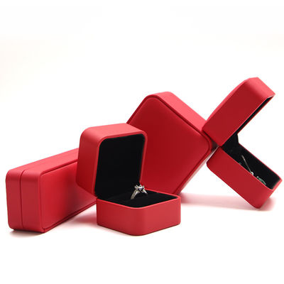 Scatola di gioielleria in pelle PU di lusso personalizzata Scatola di imballaggio con competitivo 6.5 * 6cm
