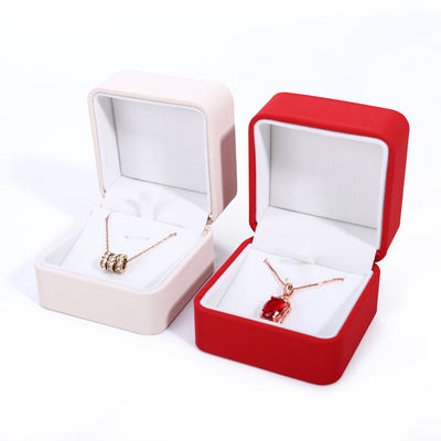 comprare Casella di collare in cuoio PU personalizzata per imballaggi di gioielli di lusso personalizzati online manufacture
