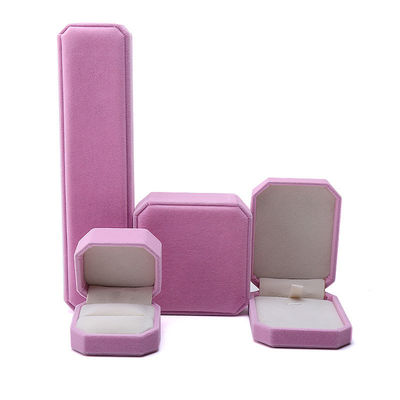Elegante portagioie ottagonale rosa in velluto fatto a mano per collana, orecchini, bracciale e anello