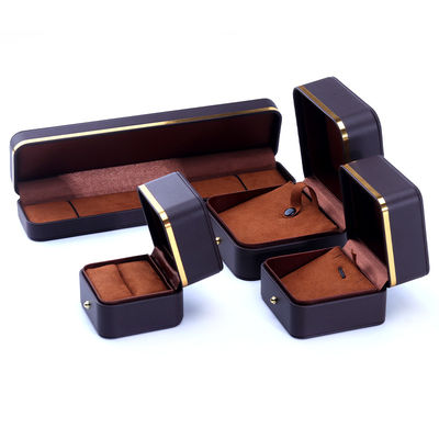 comprare Casella di imballaggio per gioielli in pelle di qualità caffè per orecchini a spillo collana orologio e anello online manufacture