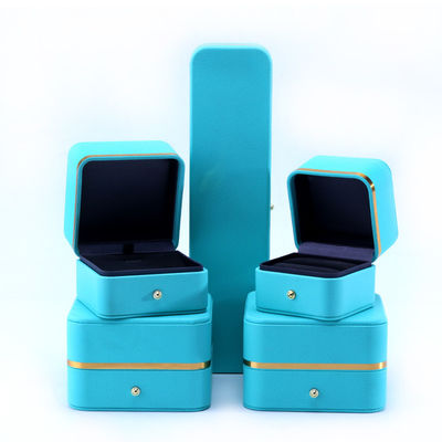 Confezione per gioielli in pelle PU di grado rettangolare per braccialetti, collane, orologi e anelli