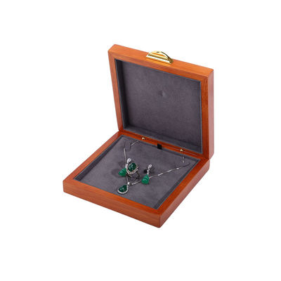 Confezione per l' imballaggio di gioielli in legno di lusso per il set di collane per bracciali