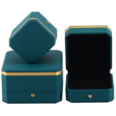 comprare Gioielli in colore verde scuro con confezioni in pelle finta ottagonale online manufacture