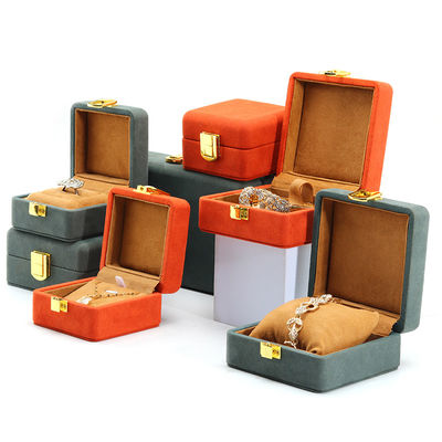 comprare Soft Touch Velvet Jewelry Box Packaging Set Multi Color Per Lo Stoccaggio Di Orologi Di Lusso online manufacture