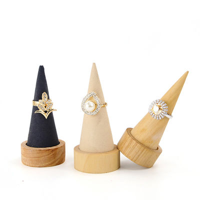 comprare Compatto conico in forma di braccialetto di legno Display Stand per l'esposizione di orologi a bracciale online manufacture