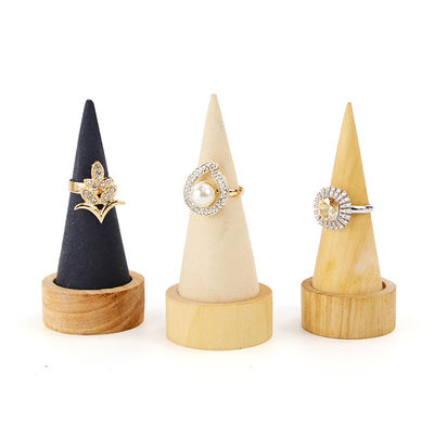 Compatto conico in forma di braccialetto di legno Display Stand per l'esposizione di orologi a bracciale