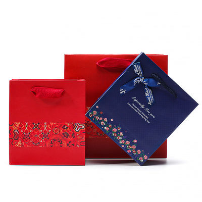 Spazio ampio Sacchetto di carta in cartone duro per gioielleria Scatola imballaggio regalo