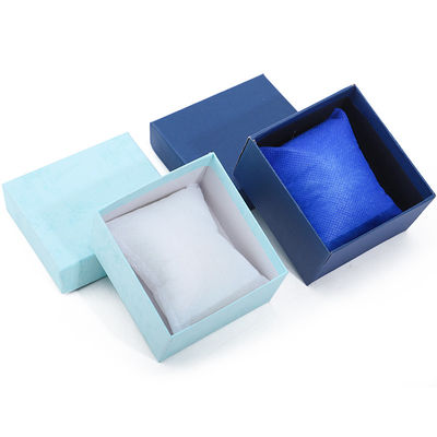 Confezione con cuscino staccabile