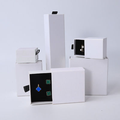 Manifattura all'ingrosso Eco-friendly regalo di alta qualità gioielleria scatola personalizzata anello personalizzato collana orecchino braccialetto imballaggio cartone bianco cassetto carta gioielleria scatola con logo