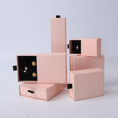 Manifattura all'ingrosso Eco-friendly regalo di alta qualità gioielleria scatola personalizzata anello personalizzato collana orecchino braccialetto imballaggio cartone rosa cassetto carta gioielleria scatola con logo