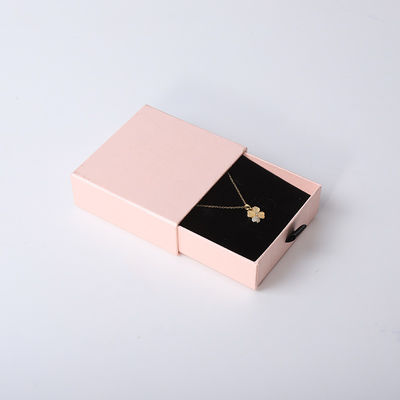 Manifattura all'ingrosso Eco-friendly regalo di alta qualità gioielleria scatola personalizzata anello personalizzato collana orecchino braccialetto imballaggio cartone rosa cassetto carta gioielleria scatola con logo