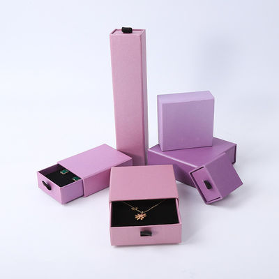 Manifattura all'ingrosso Eco-friendly regalo di alta qualità gioielleria scatola personalizzata anello personalizzato collana orecchino braccialetto imballaggio cartone viola cassetto carta gioielleria scatola con logo