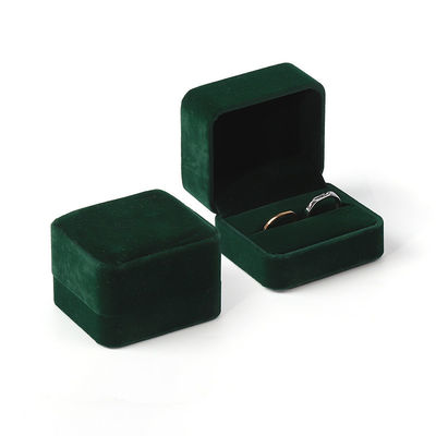 comprare Produttore all'ingrosso Customized Luxury Jewelry Ring Box Personalized Custom logo Velvet Jewelry Engagement Ring Box Packaging Box online manufacture