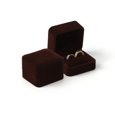 Produttore all'ingrosso Customized Luxury Jewelry Ring Box Personalized Custom logo Velvet Jewelry Engagement Ring Box Packaging Box