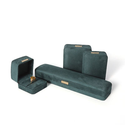 Prodotto all'ingrosso Casella di gioielli di lusso personalizzata Custom High End Colletto Bracciale Orecchini Anello set di gioielli Imballaggio Velvet verde scuro Gioielli con logo