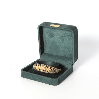 Prodotto all'ingrosso Casella di gioielli di lusso personalizzata Custom High End Colletto Bracciale Orecchini Anello set di gioielli Imballaggio Velvet verde scuro Gioielli con logo