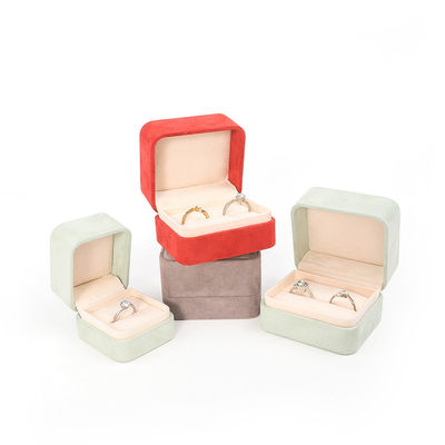Ingrosso Gioielli di fascia alta Imballaggio Ring Box Logo personalizzato Gioielli Imballaggio Luxury Double Wedding Engagement Velvet Ring Box