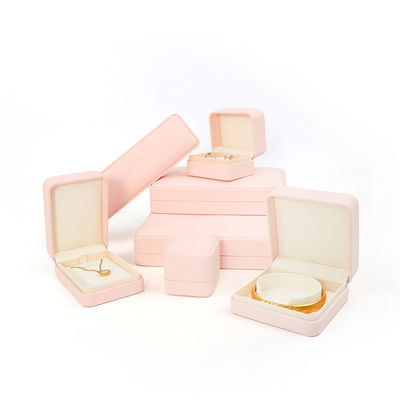 Portagioie in pelle rosa premium personalizzabile per riporre anelli
