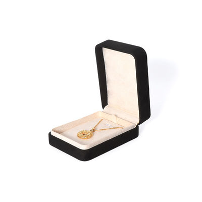 Confezione personalizzabile per scatole di gioielli per un'esperienza di branding unica ed elegante