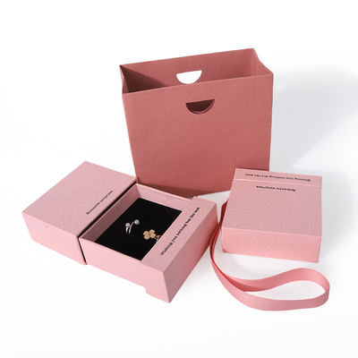 comprare Cina produzione all'ingrosso di alta qualità Collana Orecchini Bracciale anello scatola Imballaggio gioielli Personalizzato Personalizzato Eco Friendly Cartone Carta rosa Scatola per gioielli a cassetto con logo online manufacture