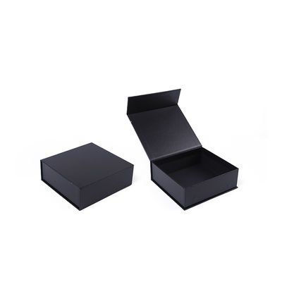 Manifattura all'ingrosso di alta qualità Magnetic Gift Box Packaging Logo personalizzato lusso Eco Friendly Cartone Carta nera Magnetic Jewelry Box