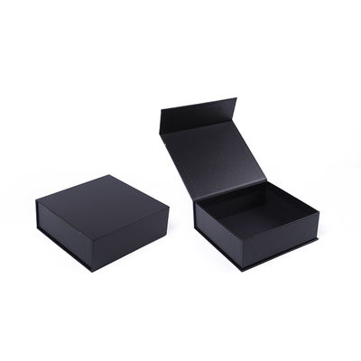 Manifattura all'ingrosso di alta qualità Magnetic Gift Box Packaging Logo personalizzato lusso Eco Friendly Cartone Carta nera Magnetic Jewelry Box