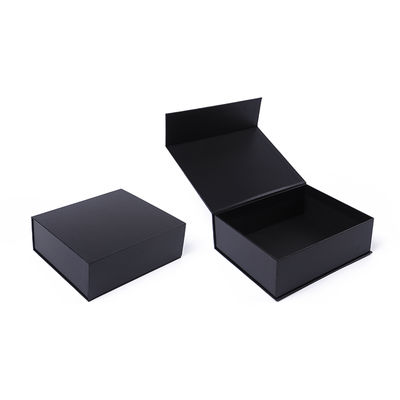 Manifattura all'ingrosso di alta qualità Magnetic Gift Box Packaging Logo personalizzato lusso Eco Friendly Cartone Carta nera Magnetic Jewelry Box