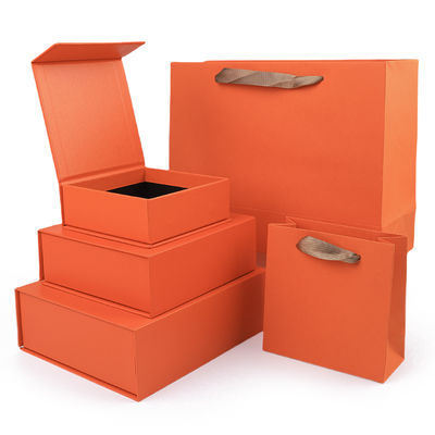 Manifattura all'ingrosso di alta qualità Magnetic Gift Box Packaging Logo personalizzato lusso Eco Friendly Cartone Carta arancione Magnetic Jewelry Box
